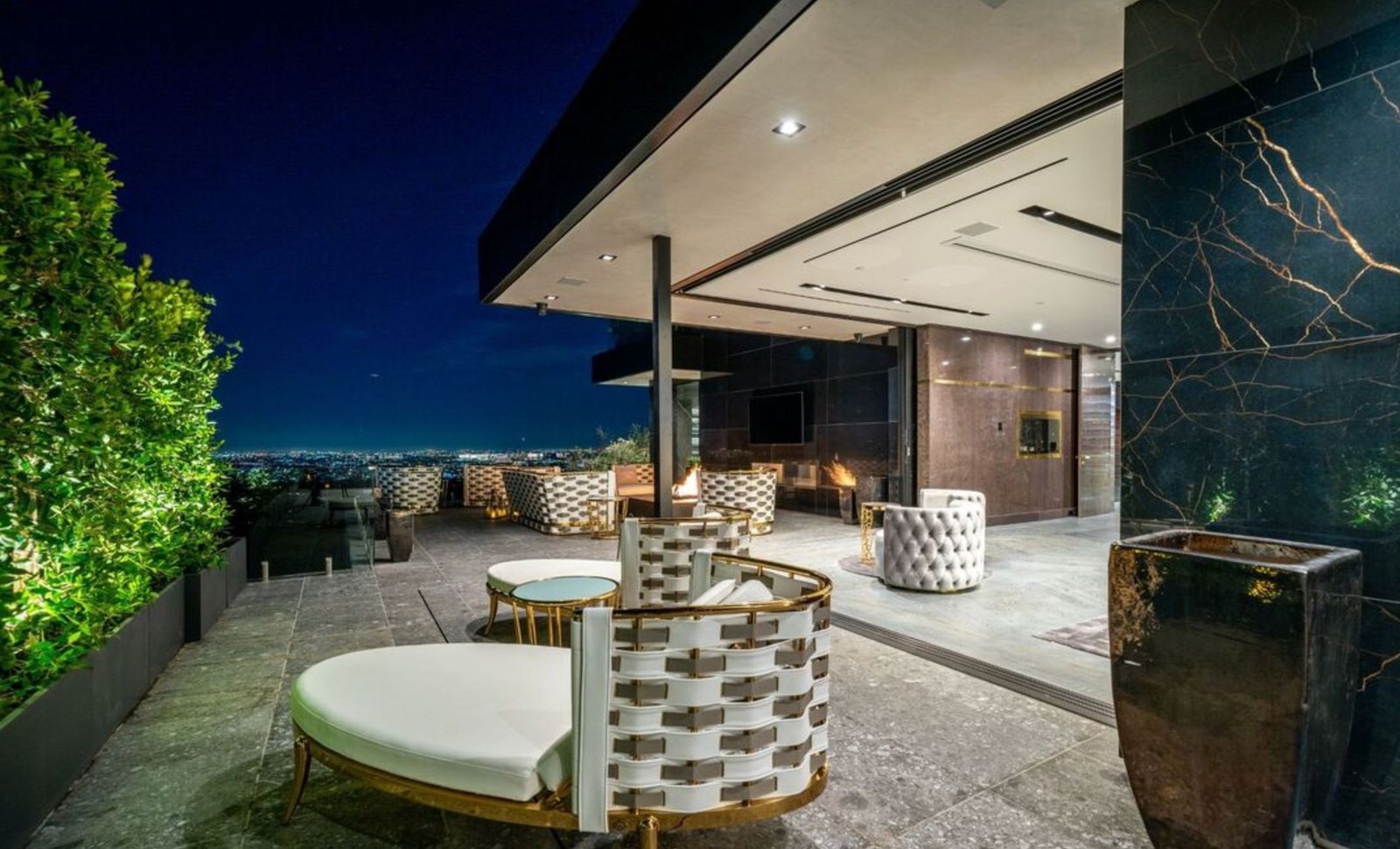 New Modern Real Estate Gem in Bel Air - Los Angeles