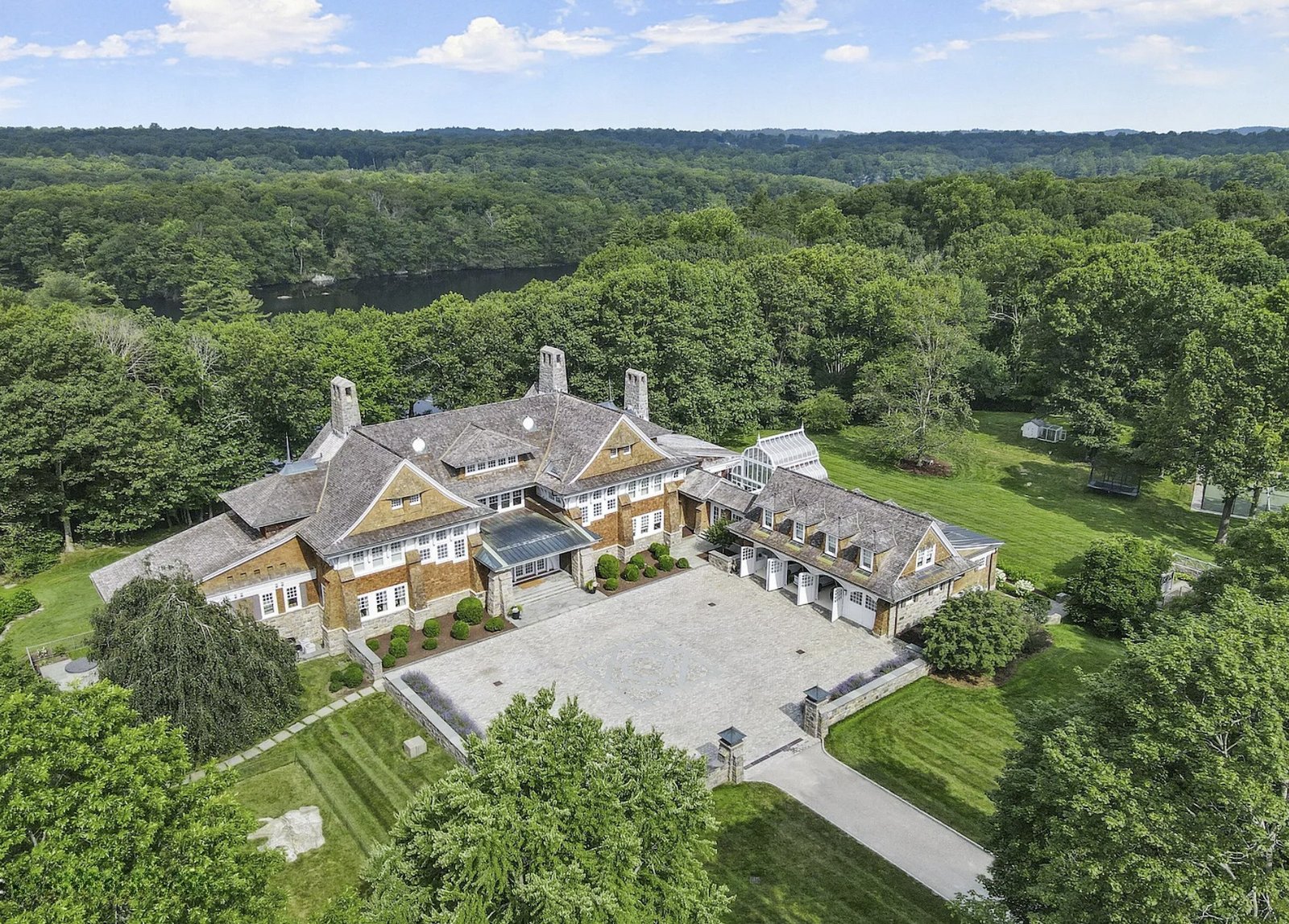 Greenwich Luxury Real Estate Home For Sale in Connecticut