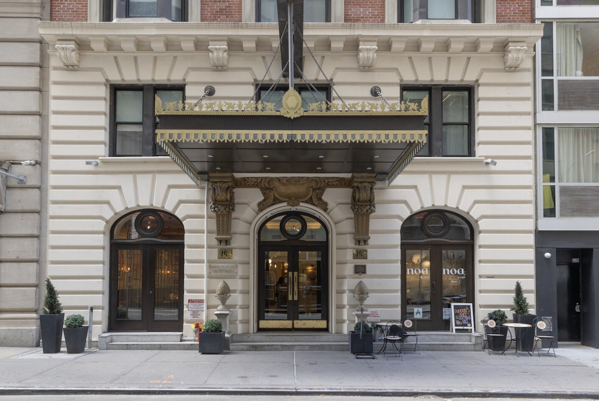 Hotel for sale in Manhattan, New York